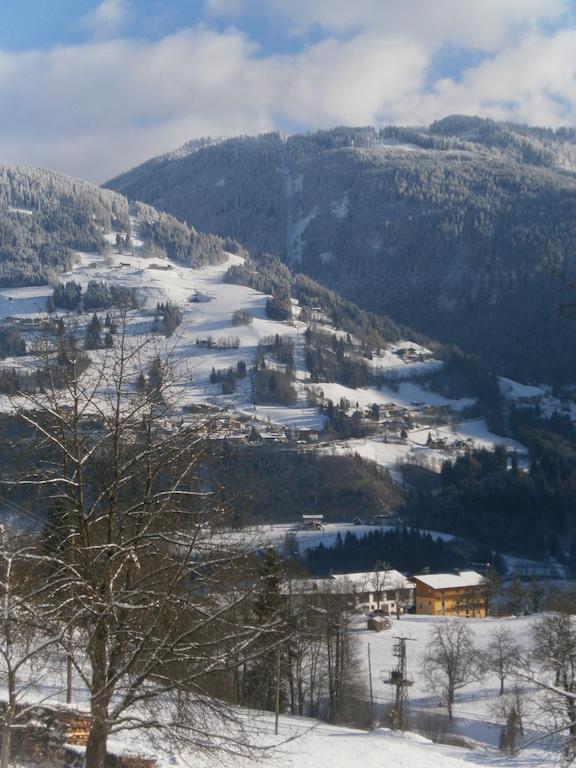 Landgut Feuersang Apartment Sankt Veit im Pongau Exterior photo