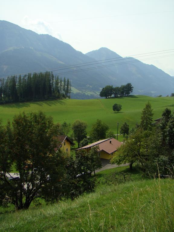 Landgut Feuersang Apartment Sankt Veit im Pongau Room photo